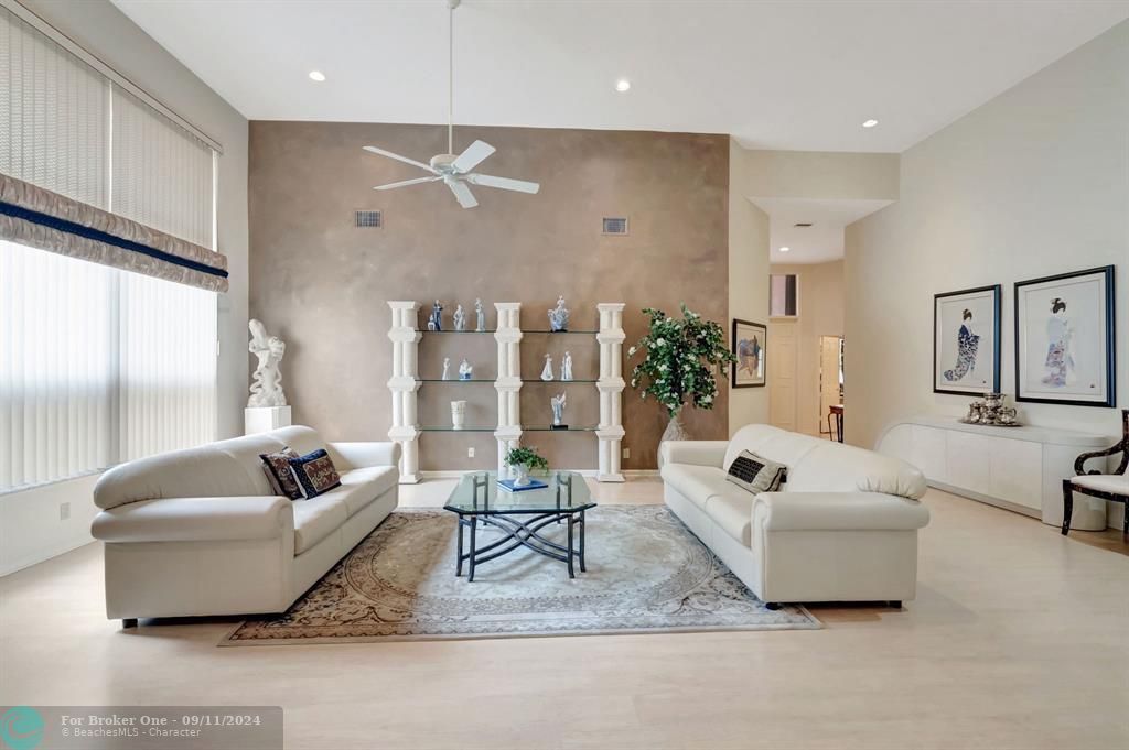 Recently Sold: $530,000 (3 beds, 2 baths, 2455 Square Feet)