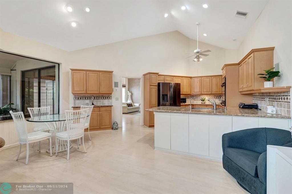 Recently Sold: $530,000 (3 beds, 2 baths, 2455 Square Feet)