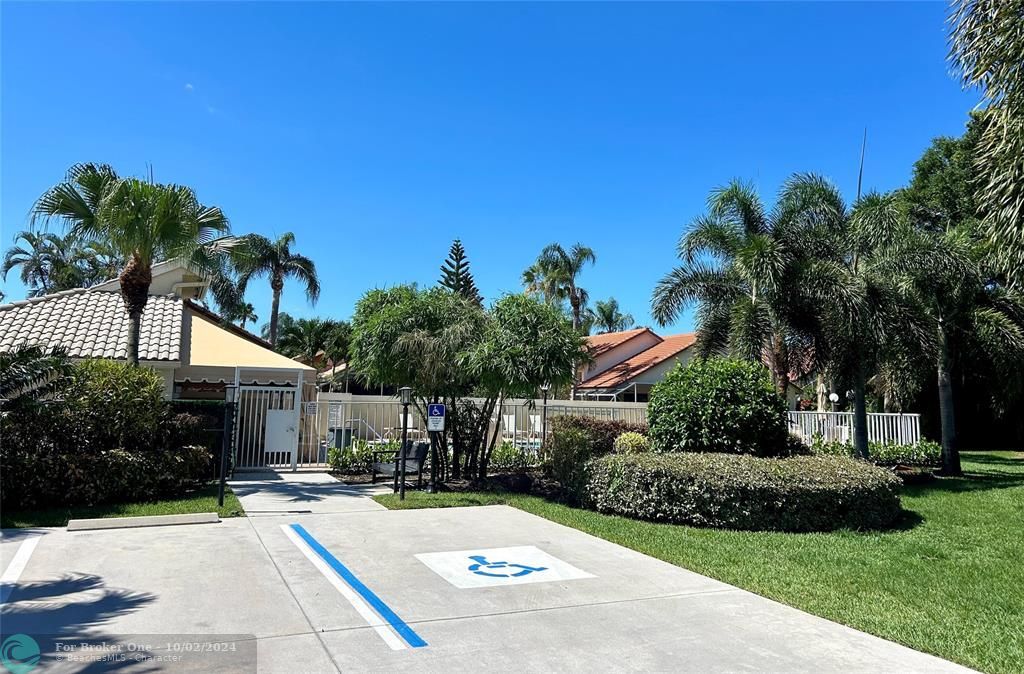 Recently Sold: $530,000 (3 beds, 2 baths, 2455 Square Feet)