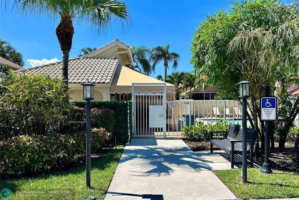 Recently Sold: $530,000 (3 beds, 2 baths, 2455 Square Feet)