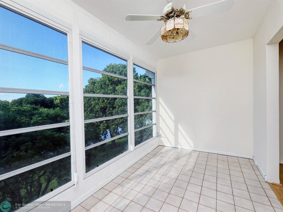 For Sale: $229,000 (2 beds, 2 baths, 1485 Square Feet)