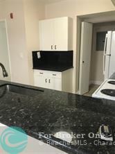 For Rent: $2,300 (2 beds, 2 baths, 1124 Square Feet)