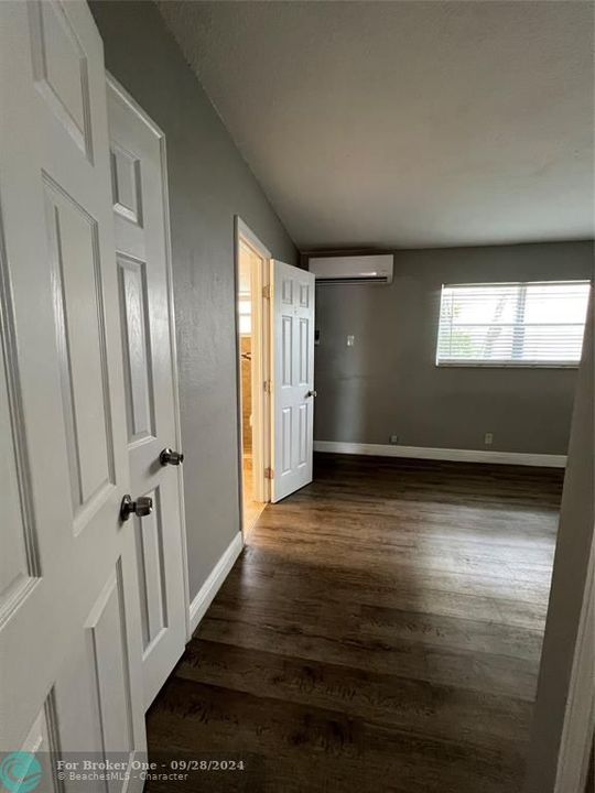 Recently Rented: $1,550 (1 beds, 1 baths, 580 Square Feet)