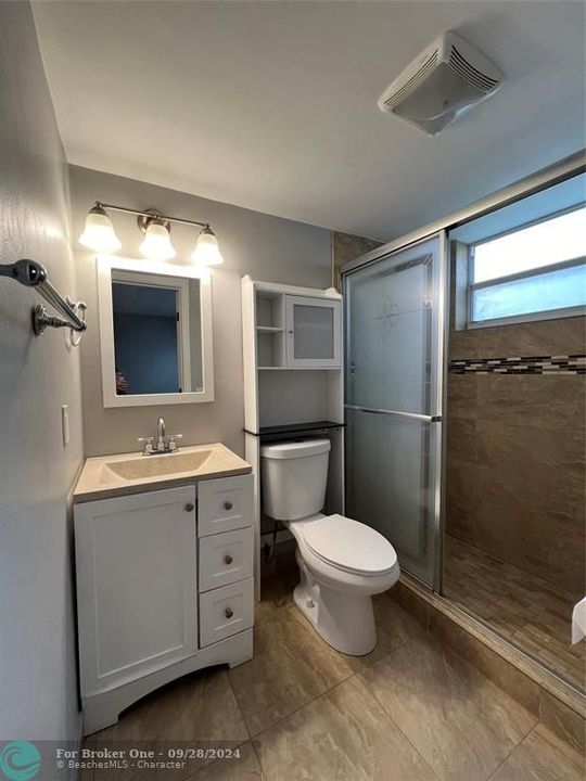 Recently Rented: $1,550 (1 beds, 1 baths, 580 Square Feet)