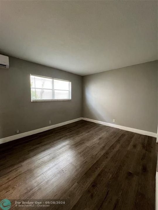 Recently Rented: $1,550 (1 beds, 1 baths, 580 Square Feet)