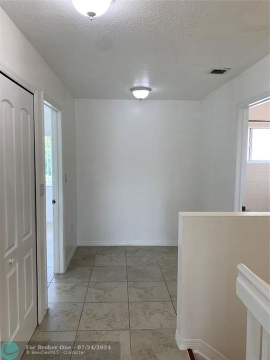 For Rent: $2,700 (2 beds, 2 baths, 1313 Square Feet)