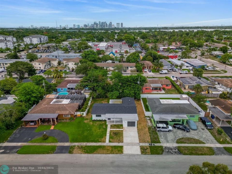 Active With Contract: $529,900 (4 beds, 2 baths, 1760 Square Feet)