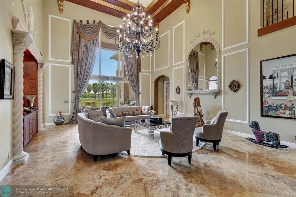 For Sale: $2,200,000 (5 beds, 5 baths, 5522 Square Feet)