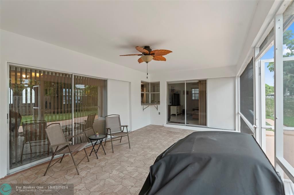 Active With Contract: $500,000 (3 beds, 2 baths, 1596 Square Feet)