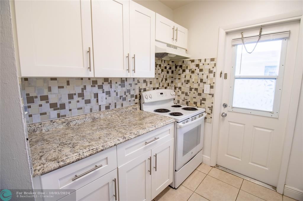 Recently Rented: $1,599 (1 beds, 1 baths, 0 Square Feet)