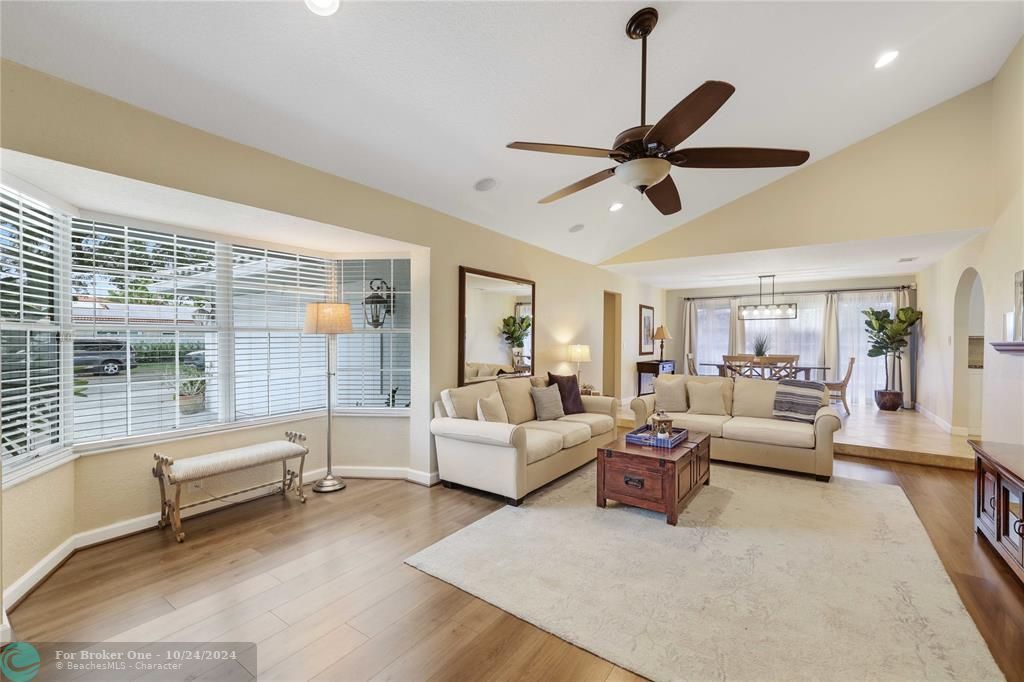 Active With Contract: $825,000 (4 beds, 2 baths, 2754 Square Feet)