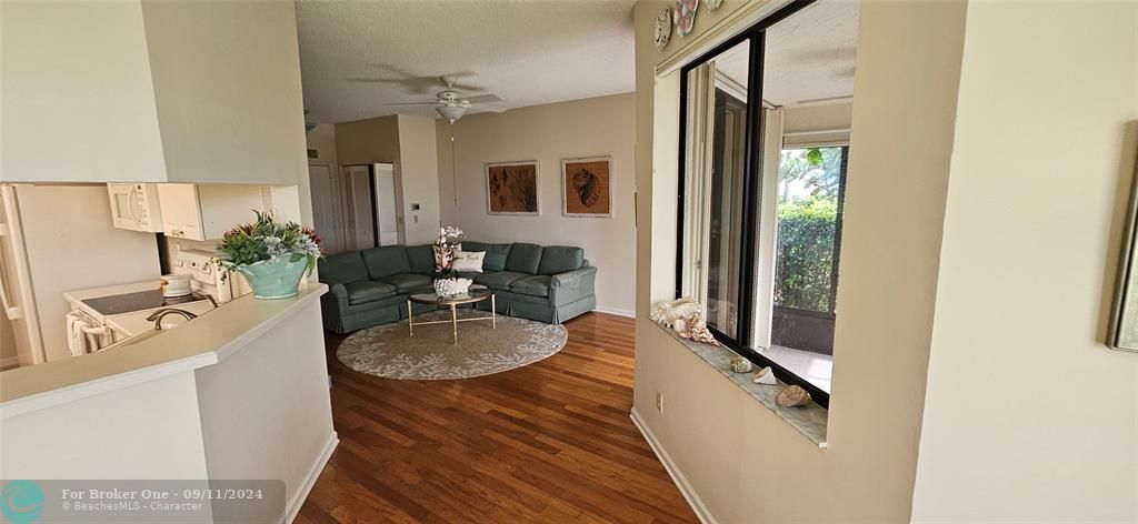 Active With Contract: $449,000 (3 beds, 2 baths, 1579 Square Feet)