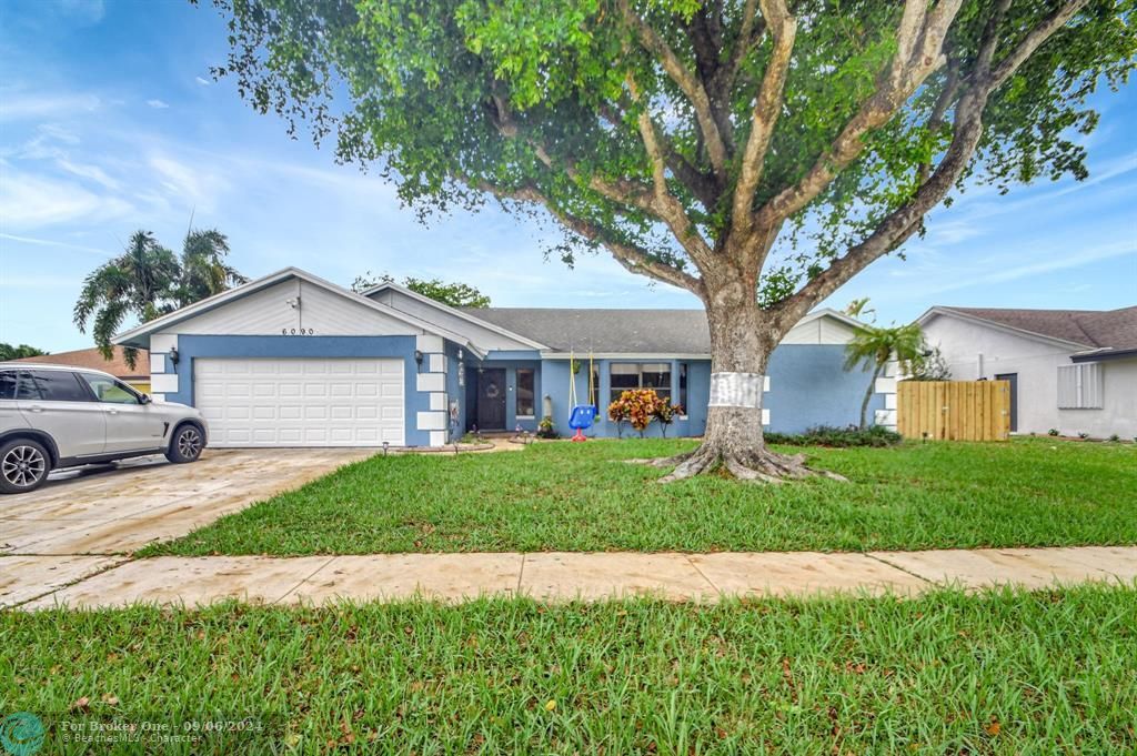 For Sale: $650,000 (4 beds, 2 baths, 2261 Square Feet)