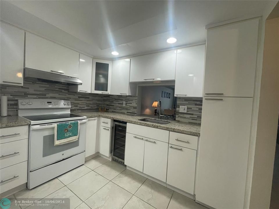 Recently Rented: $2,150 (1 beds, 2 baths, 1138 Square Feet)