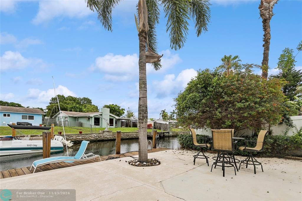 For Sale: $780,000 (3 beds, 2 baths, 1940 Square Feet)