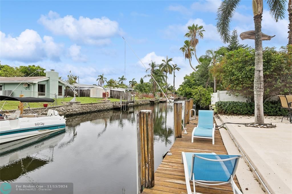 For Sale: $780,000 (3 beds, 2 baths, 1940 Square Feet)