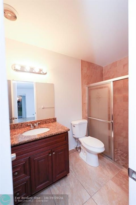 Active With Contract: $2,500 (2 beds, 2 baths, 1068 Square Feet)