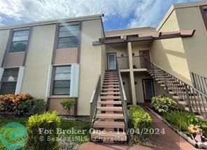 Recently Rented: $1,953 (2 beds, 2 baths, 1000 Square Feet)