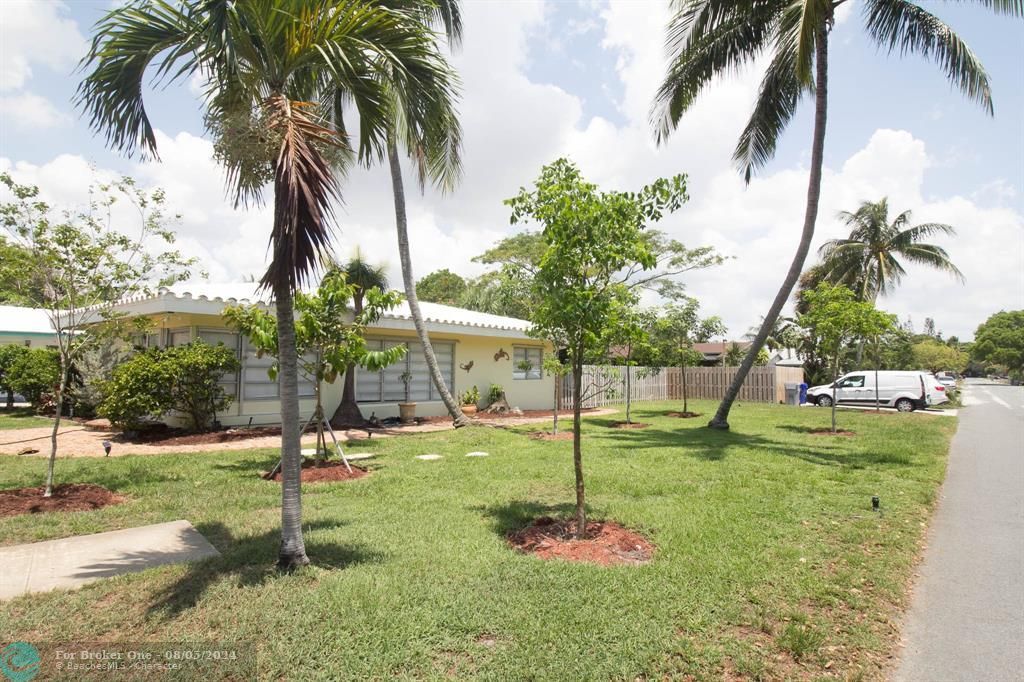 Recently Sold: $467,000 (2 beds, 2 baths, 1196 Square Feet)