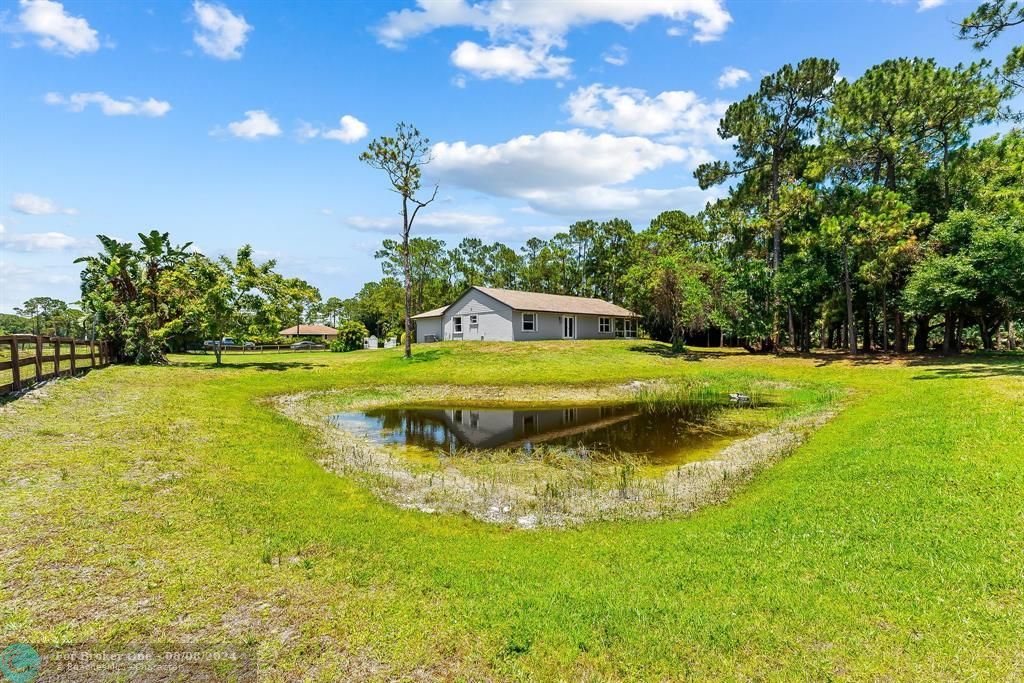 Active With Contract: $705,000 (3 beds, 2 baths, 1970 Square Feet)