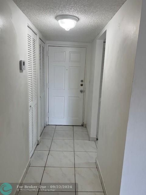 For Rent: $1,925 (2 beds, 2 baths, 1070 Square Feet)