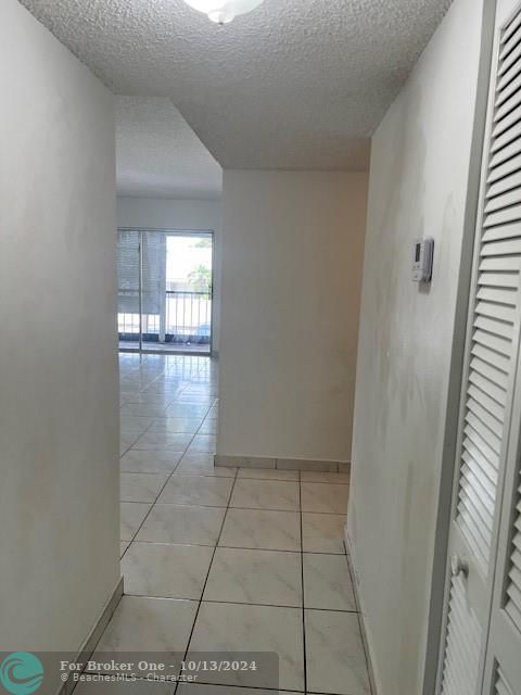 For Rent: $1,925 (2 beds, 2 baths, 1070 Square Feet)