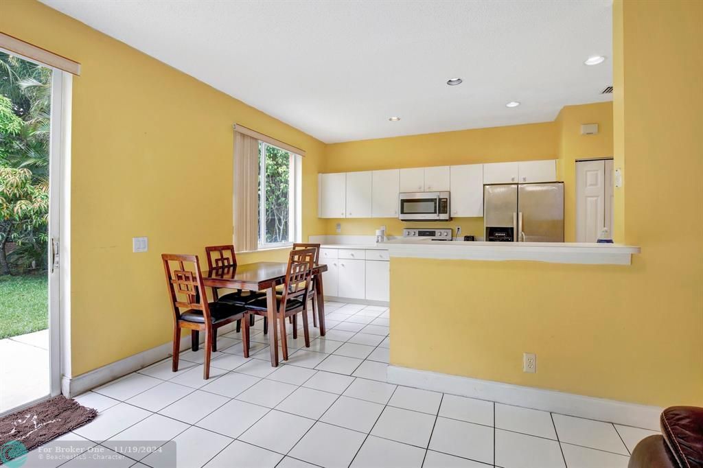 For Sale: $674,900 (4 beds, 2 baths, 1802 Square Feet)