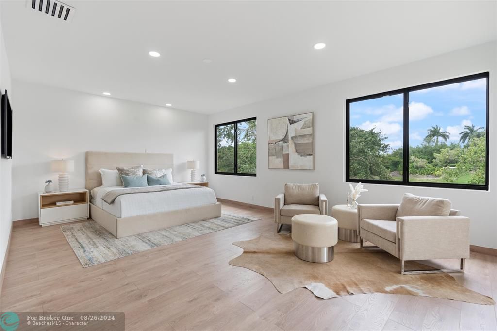 Recently Sold: $1,595,000 (5 beds, 4 baths, 3151 Square Feet)