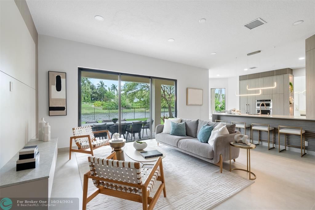 Recently Sold: $1,595,000 (5 beds, 4 baths, 3151 Square Feet)