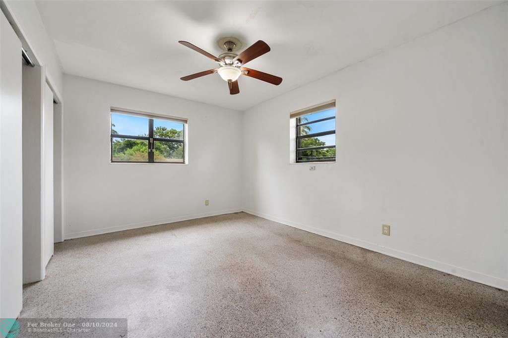 Active With Contract: $468,000 (4 beds, 2 baths, 2039 Square Feet)