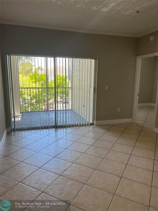 For Rent: $2,300 (2 beds, 2 baths, 1152 Square Feet)