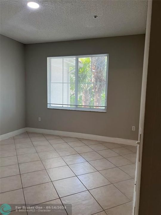 For Rent: $2,300 (2 beds, 2 baths, 1152 Square Feet)