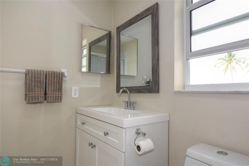 Active With Contract: $124,900 (1 beds, 1 baths, 600 Square Feet)