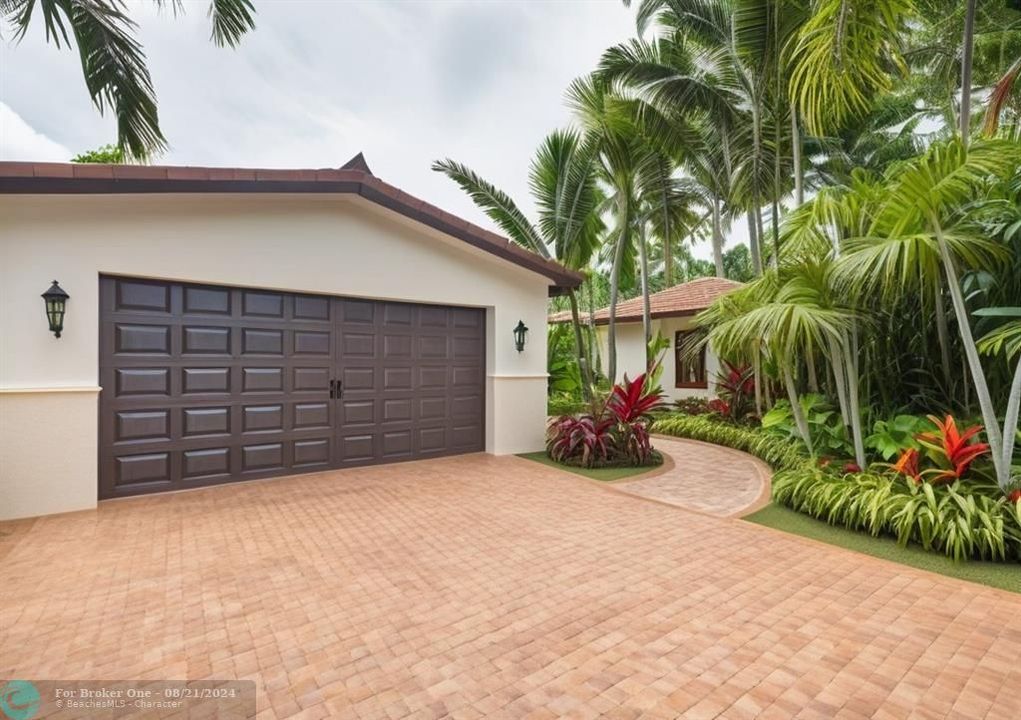 For Sale: $896,000 (3 beds, 2 baths, 1976 Square Feet)