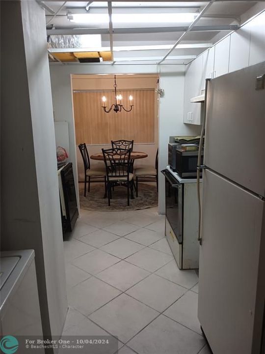 Active With Contract: $135,000 (1 beds, 1 baths, 760 Square Feet)