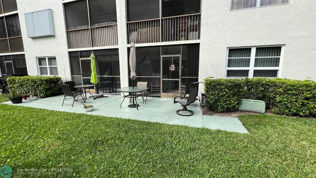 Recently Sold: $239,000 (2 beds, 2 baths, 825 Square Feet)