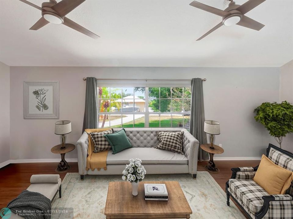 Active With Contract: $525,000 (4 beds, 3 baths, 2264 Square Feet)