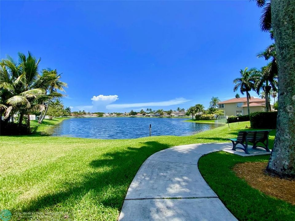 For Sale: $755,000 (3 beds, 2 baths, 1852 Square Feet)