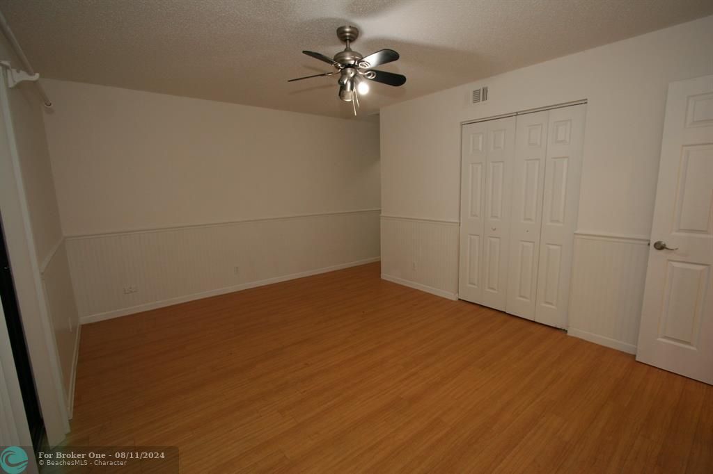 For Rent: $2,300 (2 beds, 2 baths, 1230 Square Feet)