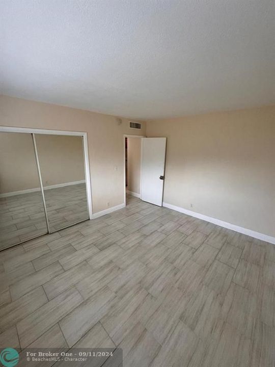 For Rent: $1,640 (1 beds, 1 baths, 568 Square Feet)