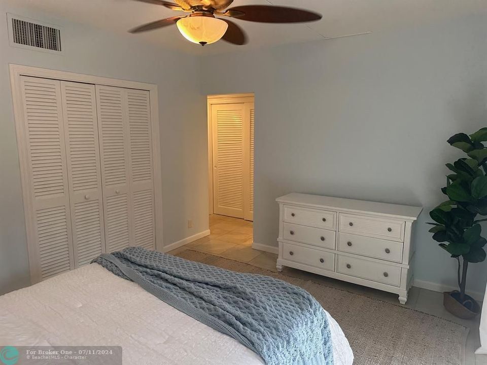 For Rent: $2,000 (1 beds, 1 baths, 680 Square Feet)