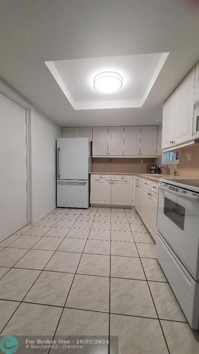 En Venta: $379,900 (2 camas, 2 baños, 1347 Pies cuadrados)