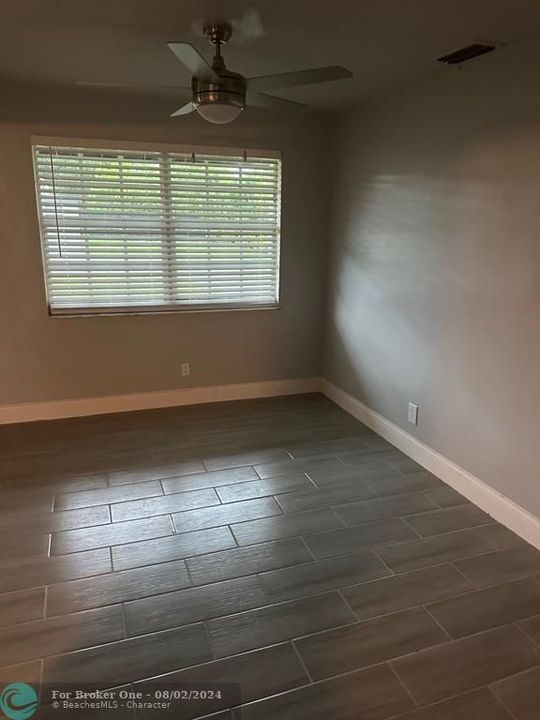 Active With Contract: $3,100 (3 beds, 2 baths, 0 Square Feet)