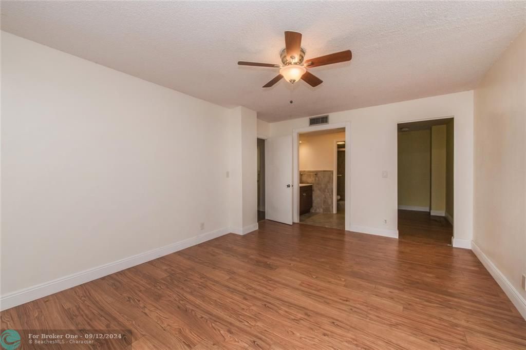 For Rent: $3,300 (3 beds, 3 baths, 1500 Square Feet)