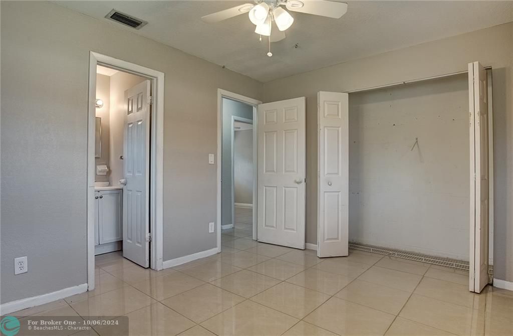 For Rent: $2,995 (3 beds, 2 baths, 1188 Square Feet)