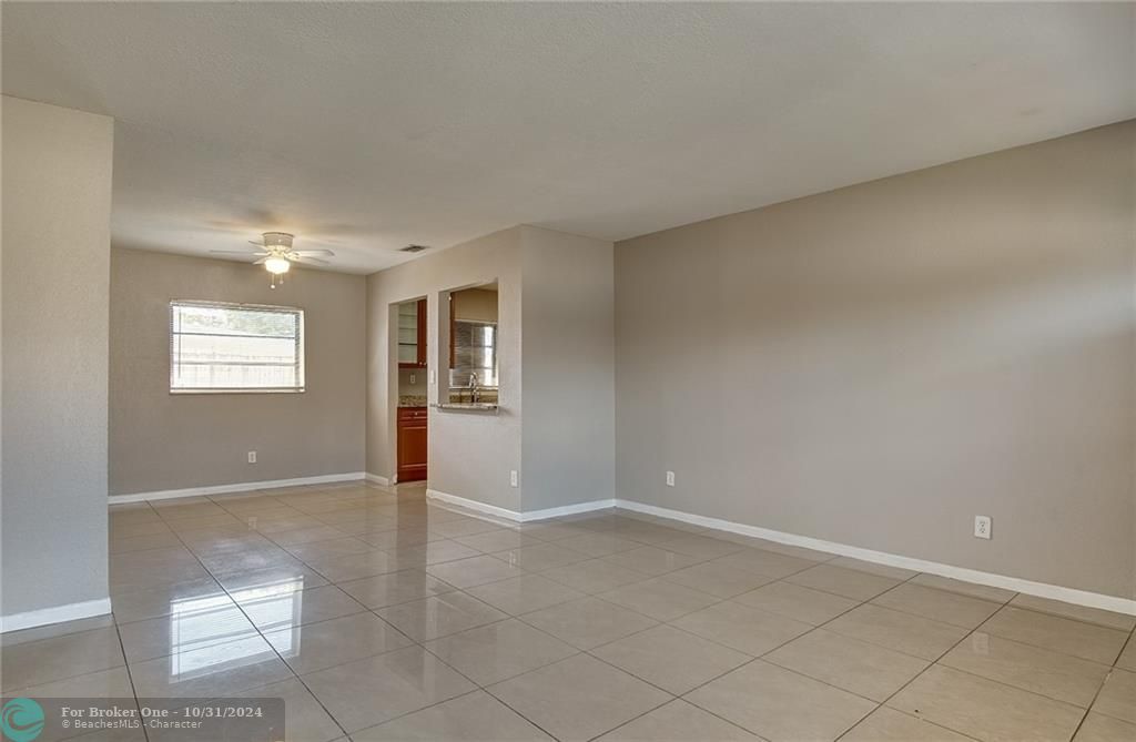 Recently Rented: $2,775 (3 beds, 2 baths, 1188 Square Feet)