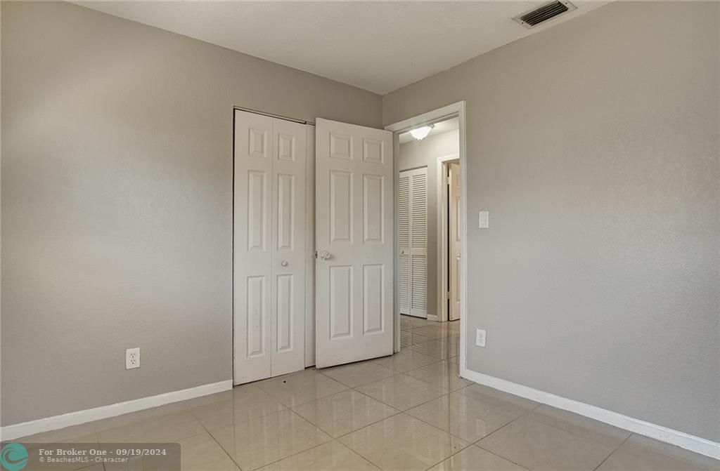 For Rent: $2,995 (3 beds, 2 baths, 1188 Square Feet)