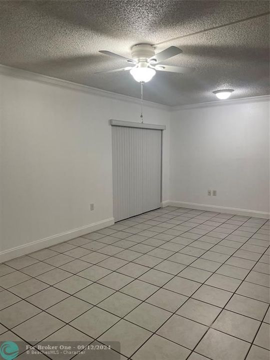 For Rent: $2,290 (2 beds, 2 baths, 917 Square Feet)