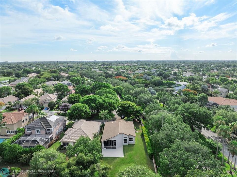 For Sale: $705,900 (3 beds, 2 baths, 1892 Square Feet)