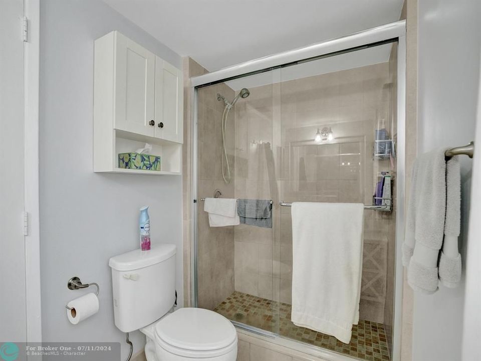For Sale: $259,000 (2 beds, 2 baths, 1339 Square Feet)